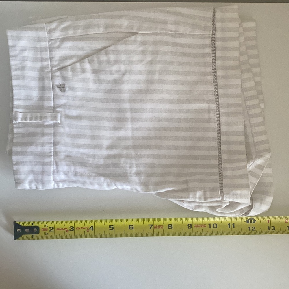 Calvin Klein Striped Embroidered Shorts Size 2 Cotton Blend White Light Gray - Picture 9 of 11